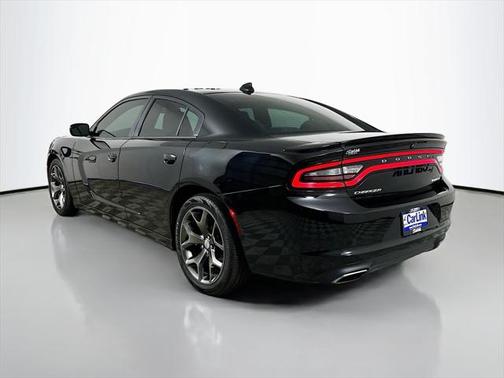 2015 Dodge Charger SXT