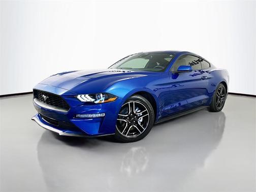 2022 Ford Mustang EcoBoost