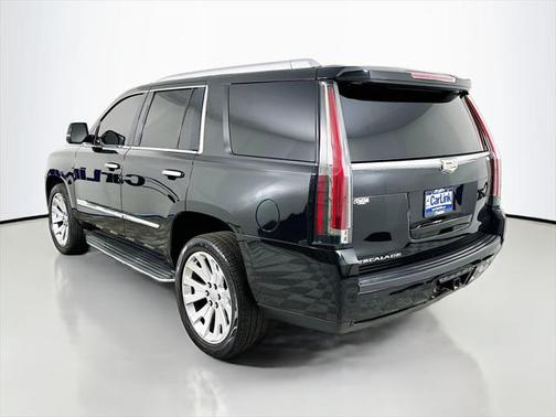 2016 Cadillac Escalade Luxury