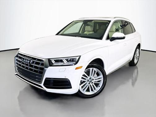 2018 Audi Q5 2.0T Premium Plus