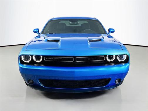 2015 Dodge Challenger SXT Plus