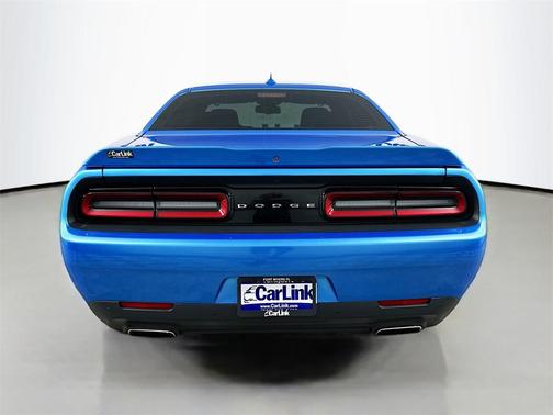 2015 Dodge Challenger SXT Plus