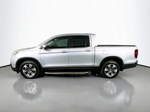 Lunar Silver Metallic 2019 Honda Ridgeline RTL