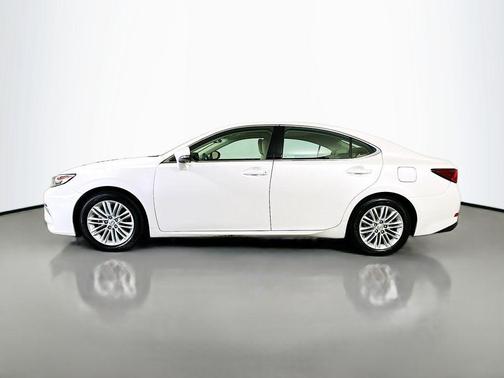 2016 Lexus ES 350 Base