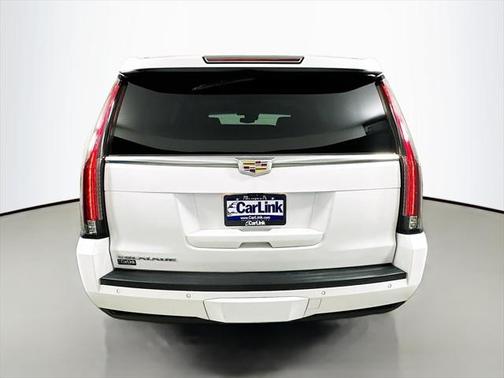 2018 Cadillac Escalade Premium Luxury