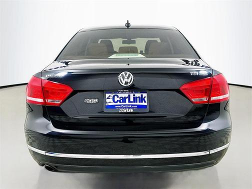 2014 Volkswagen Passat 1.8T Auto SEL Premium