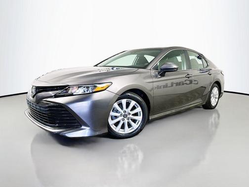 Predawn Gray Mica 2018 Toyota Camry LE