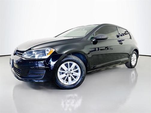 2015 Volkswagen Golf TSI S 2-Door