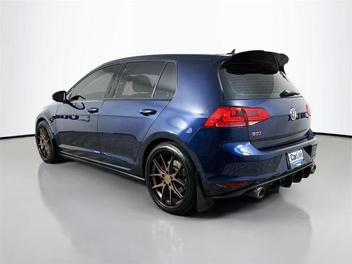 2016 Volkswagen Golf GTI 2.0T SE 4-Door