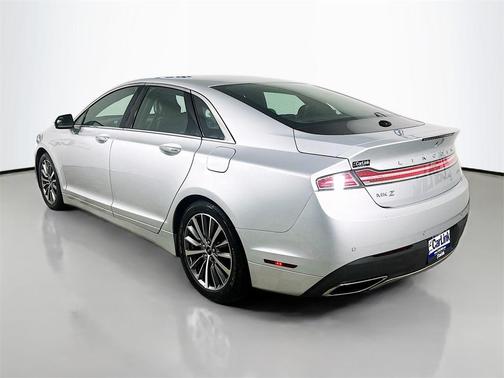 2017 Lincoln MKZ Base