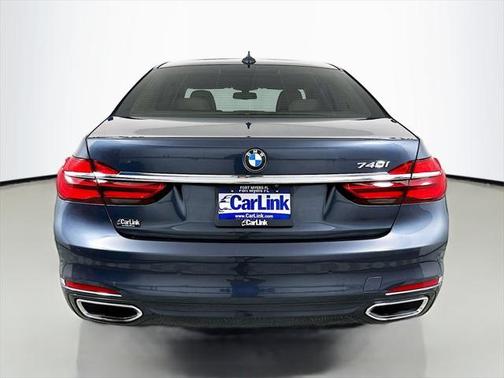 2016 BMW 740 740i