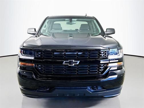 2017 Chevrolet Silverado 1500 Custom