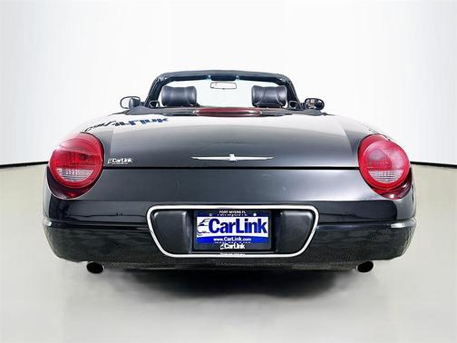 2005 Ford Thunderbird Base