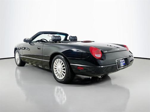2005 Ford Thunderbird Base