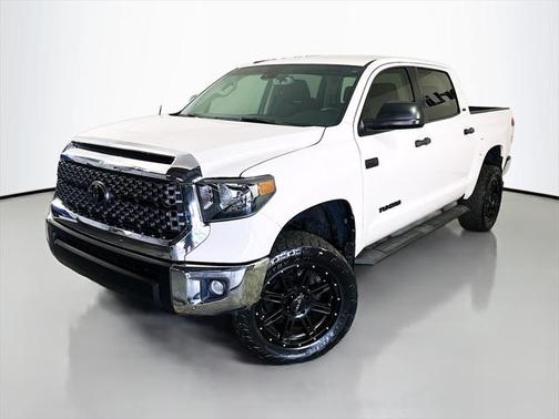 2018 Toyota Tundra SR5