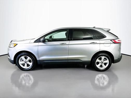 2021 Ford Edge SE