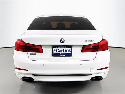 2017 BMW 540 540i