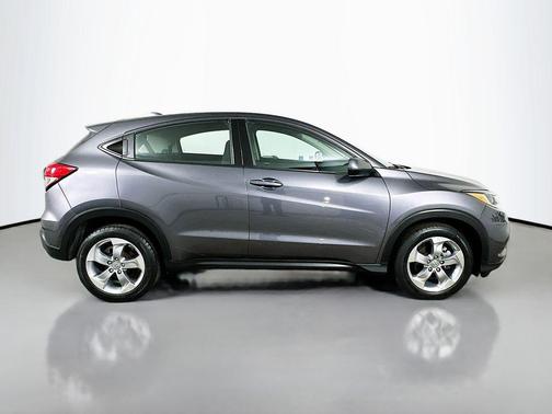 Crystal Black Pearl 2021 Honda HR-V LX