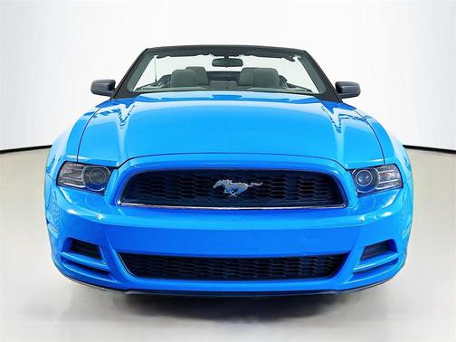 2014 Ford Mustang V6