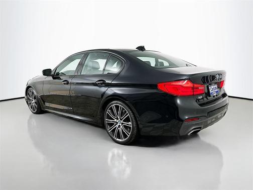 2019 BMW 540 540i