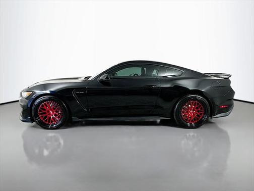 2018 Ford Shelby GT350 Base