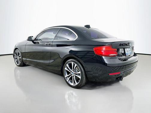 2018 BMW 230 230i