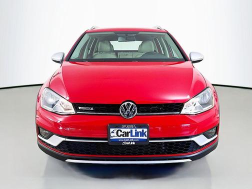2017 Volkswagen Golf Alltrack TSI S