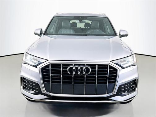 2021 Audi Q7 45 Premium