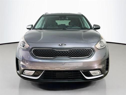 2017 Kia Niro LX