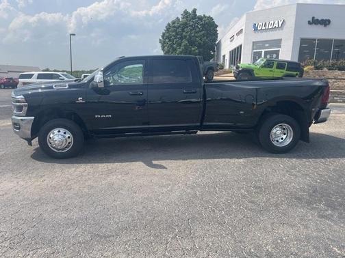 2025 RAM 3500 Laramie