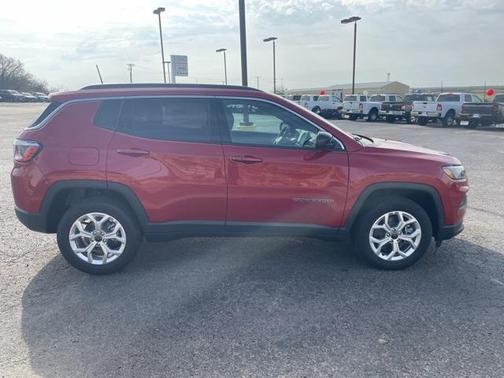 2025 Jeep Compass Latitude