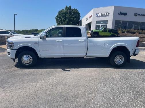 2025 RAM 3500 Limited