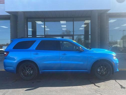 B5 Blue 2026 Dodge Durango GT HEMI V8 AWD