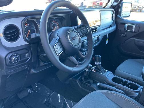 2026 Jeep Gladiator Sport S