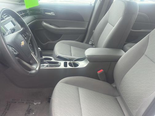 2015 Chevrolet Malibu 1LS