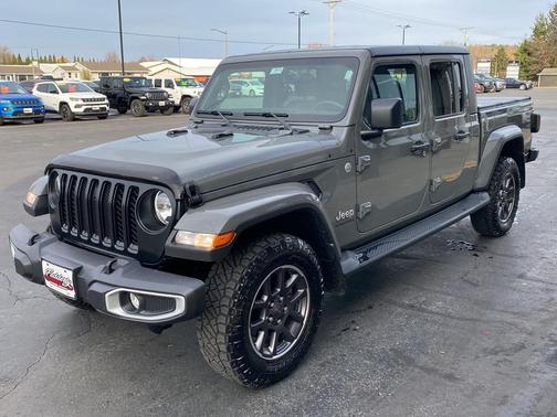2023 Jeep Gladiator Overland