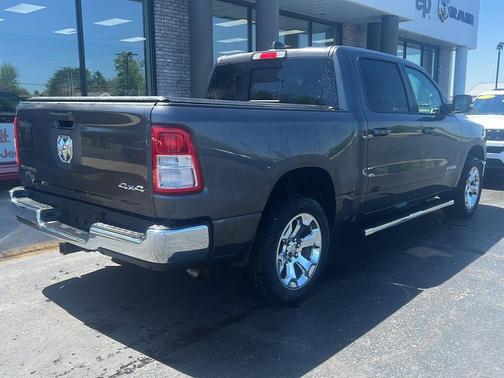 Granite Crystal Metallic Clearcoat 2022 RAM 1500 Big Horn/Lone Star