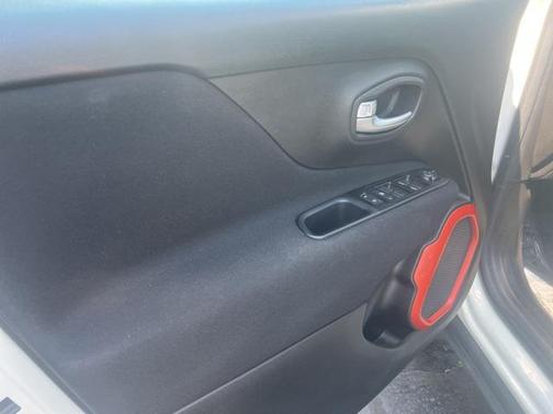 2020 Jeep Renegade Upland
