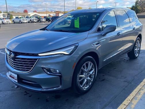2024 Buick Enclave Essence AWD