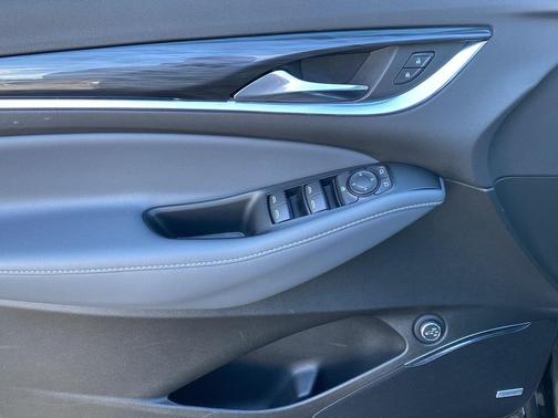 2024 Buick Enclave Essence AWD