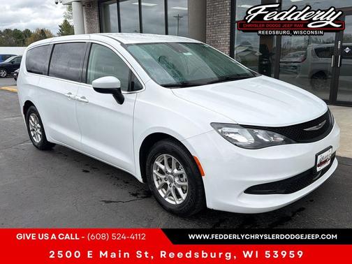 Bright White Clearcoat 2023 Chrysler Voyager LX