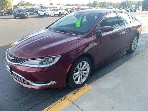 2016 Chrysler 200 Limited