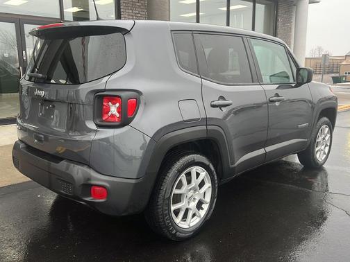 2023 Jeep Renegade Latitude