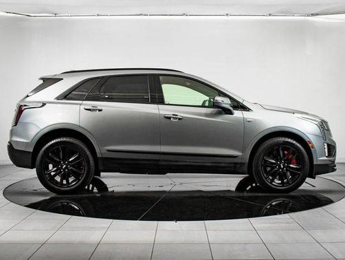 2025 Cadillac XT5 Sport