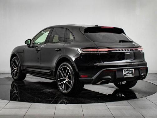 2024 Porsche Macan AWD