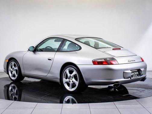 2004 Porsche 911 Carrera