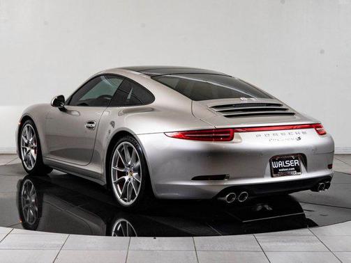 Platinum Silver Metallic 2013 Porsche 911 Carrera 4S