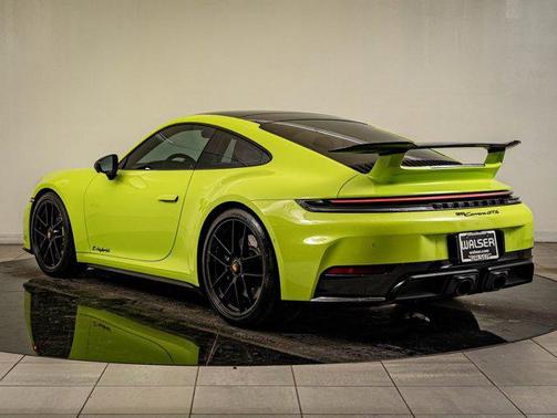 2025 Porsche 911 Carrera GTS