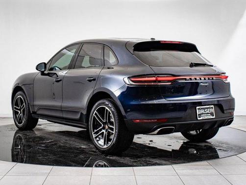 2021 Porsche Macan Base