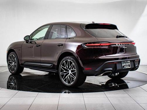 2026 Porsche Macan 